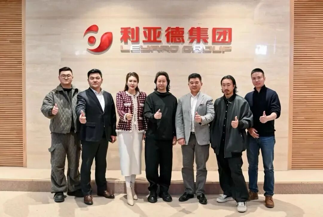 6932875a10bdb.jpg 01.jpg